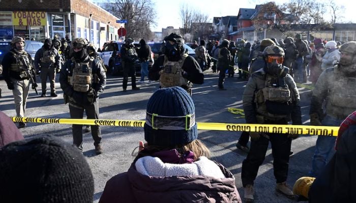 New Minneapolis shooting involving federal agents captured on video