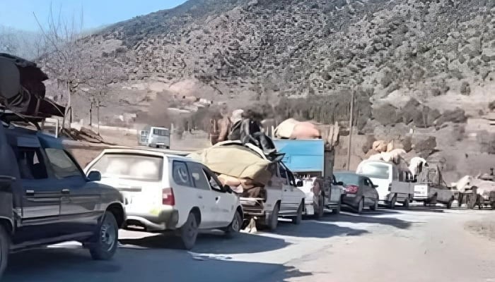 Residents leave with their belongings ahead of an operation in the Maidan area of Tirah Valley, Khyber Pakhtunkhwa, January 9, 2026. — Geo News