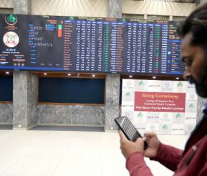 PSX tops 190,000 for first time on expectations of SBP rate-cut