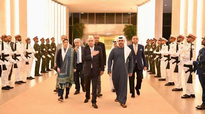 President Zardari reaches Abu Dhabi on four-day official visit