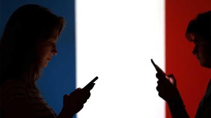 France's National Assembly approves banning under-15s from social media