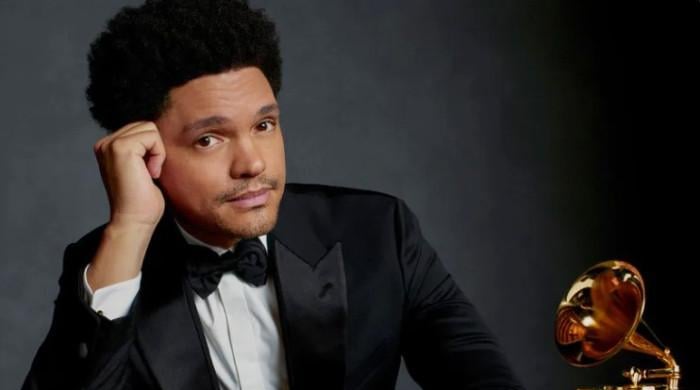 Grammys producer begs on his knees to bring Trevor Noah back as host