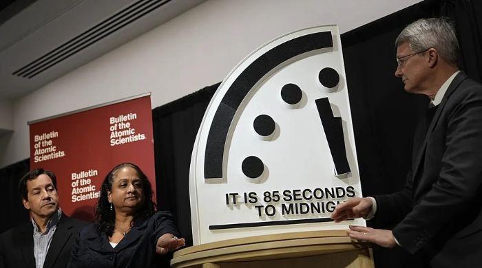 What pushed Doomsday clock to 85 seconds to midnight in 2026? 