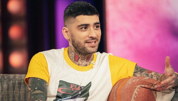 Zayn Malik steals fans heart with contagious smile