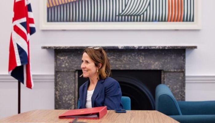 UK aims to train 10 million workers in AI by 2030