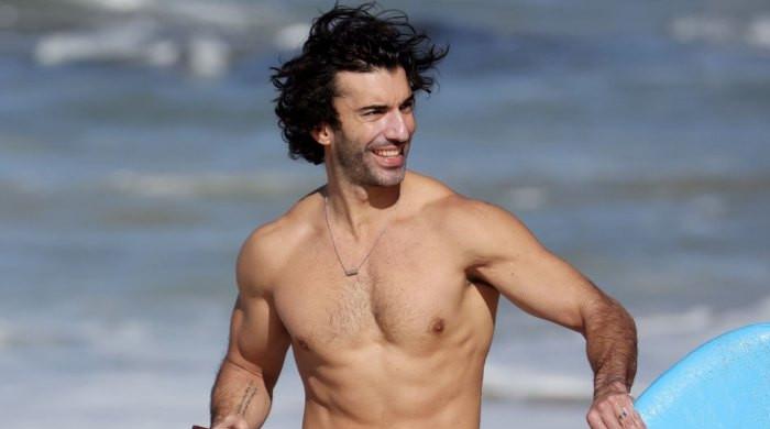 Justin Baldoni washes off legal battle worries in Costa Rica waves