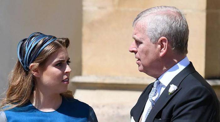 Windsor sighting reveals Beatrice's support to Andrew: watch