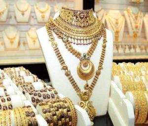 Gold posts highest single-day gain to zoom past Rs550,000 mark in Pakistan