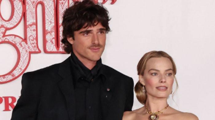 Margot Robbie, Jacob Elordi heat up ‘Wuthering Heights' LA premiere