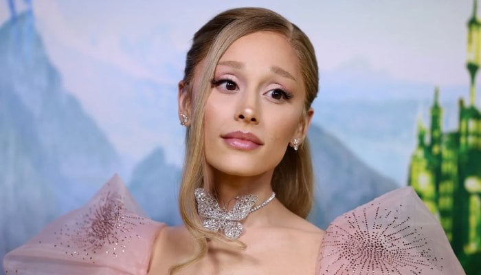 Ariana Grande takes jab on magazine for editing fail