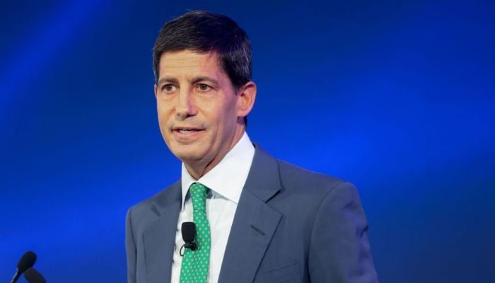 Trump officially nominates Kevin Warsh as next Federal Reserve chair