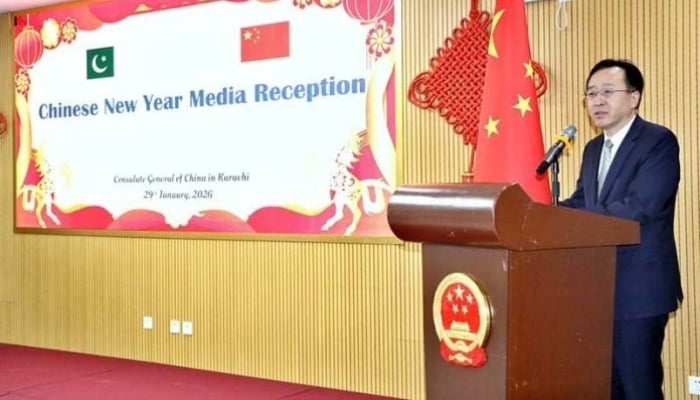Chinese Consul General Yang Yundong addressing a media reception in Karachi. — APP