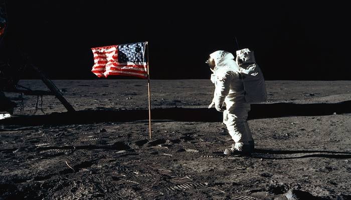Did NASA fake first Moon landing? Heres what landing footage and photos tell