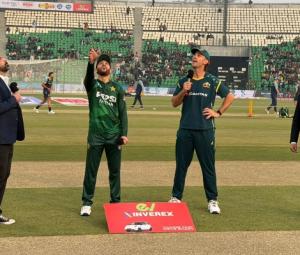 Pakistan win toss, elect to bat against Australia in second T20I