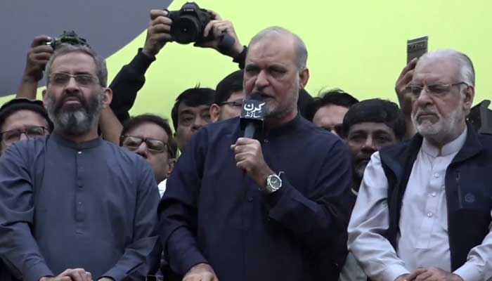 Jamaat-e-Islami Emir Hafiz Naeemur Rehman addresses a rally in Karachi on February 1, 2026. — Screengrab via Geo News