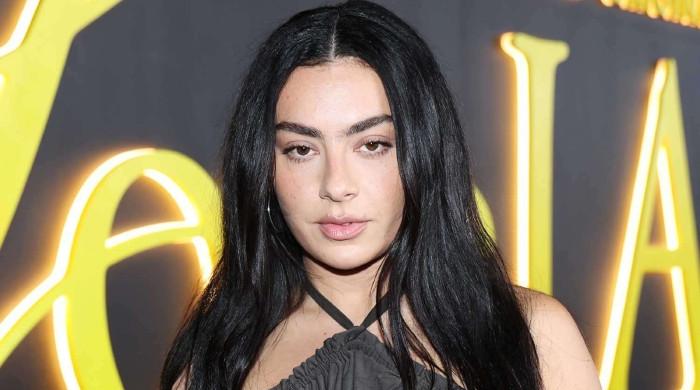 Charli xcx receives rave reviews for acting role in â€˜The Gallerist'