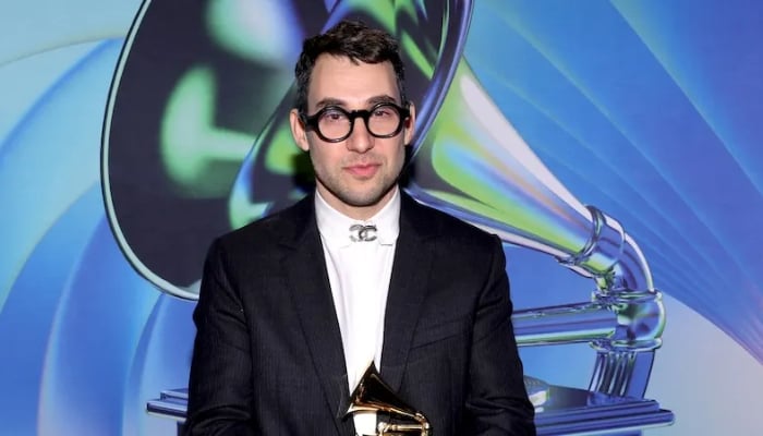 Jack Antonoff sparks debate with confusing comments during Grammy night