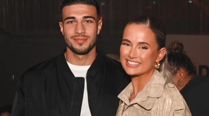 Tommy Fury surprises Molly-Mae Hague with romantic Valentine's gift