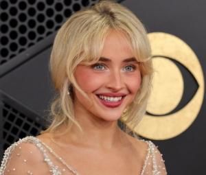 Sabrina Carpenter ‘ruffles up' Grammys 2026: Fans react to red carpet look