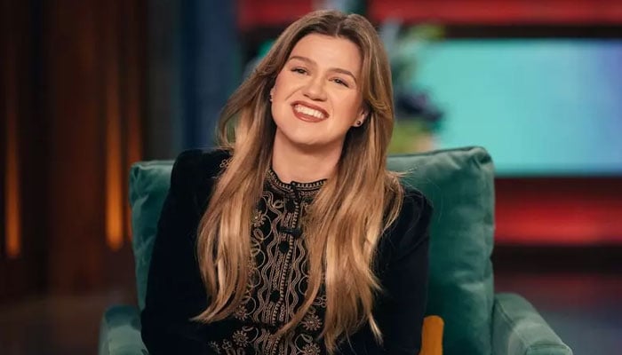Kelly Clarkson teases ‘next chapter’ as she reveals talk show’s future