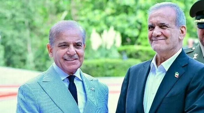 Pakistan invited to join Iran-US talks in Istanbul: FO