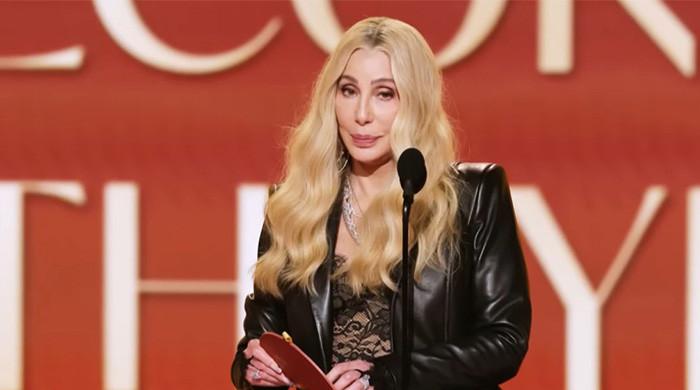 Cher Grammys flub called “perfectly imperfect” by producer