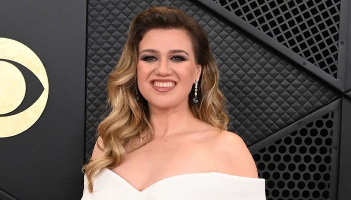 Kelly Clarkson reveals her lifes next chapter as she steps away from show