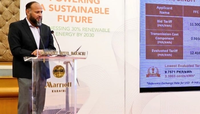 K-Electric (KE) Chief Executive Officer (CEO) Moonis Abdullah Alvi speaking at an event. — X/@alvimoonis