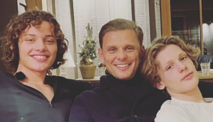 Freddy has ended his relationship with his pregnant girlfriend, Holly Swinburn, while Bobby 22, has joined the Hari Krishna movement