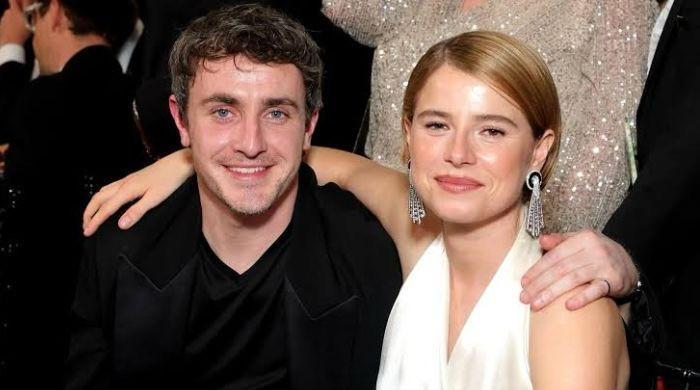 ‘Hamnet' star Jessie Buckley leaves co-star Paul Mescal emotional on stage