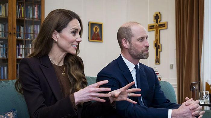 Princess Kate's new necklace trumps Andrew's latest leaks online