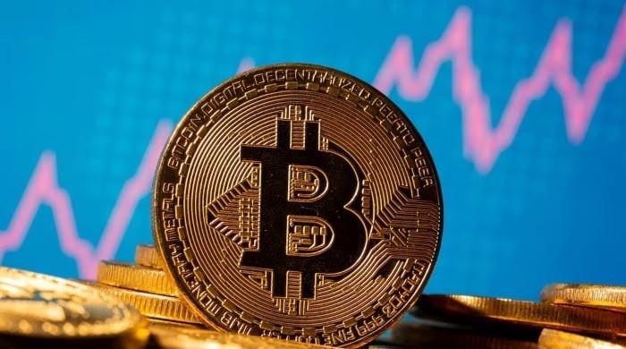 Bitcoin plummets, driving $2 trillion tumble in crypto market value