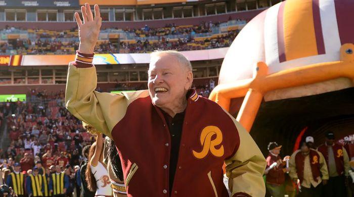 NFL hall of fame quarterback Sonny Jurgensen dies at 91