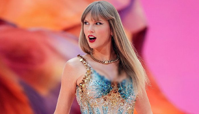 Taylor Swifts inspiring Olympic message leaves fans unimpressed