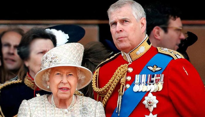 Queen Elizabeth reaction to Andrew-Epstein link: Royal aide reveals truth