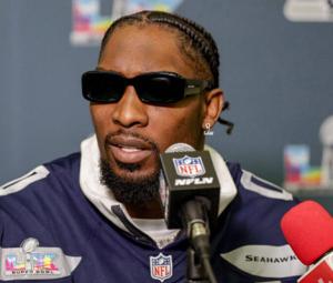 Seahawks' DeMarcus Lawrence had plan if wife went into labor at Super Bowl