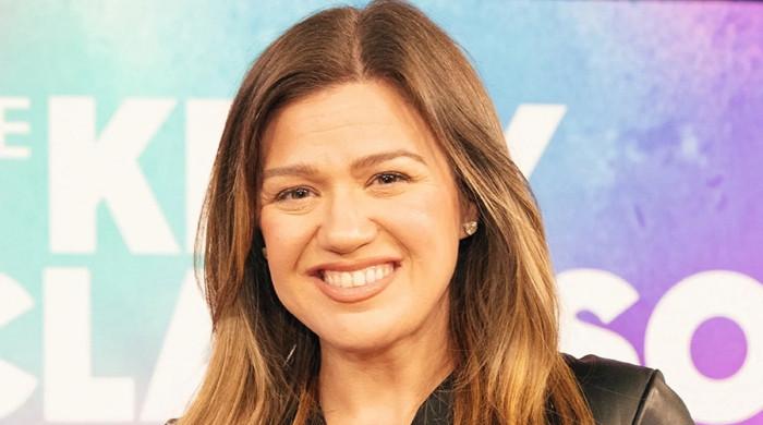 'Kelly Clarkson Show': Who will replace host after her sudden exit?