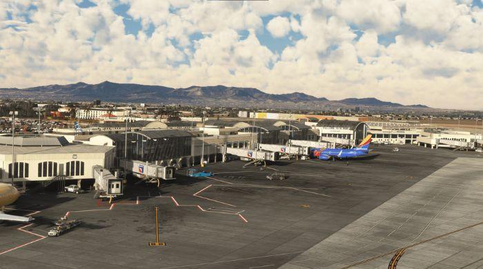 FAA suddenly closes airspace over El Paso, near Mexico border, for 10 days over security concerns