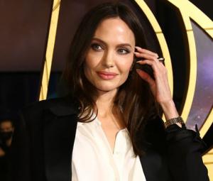 Angelina Jolie inspires women by celebrating her mastectomy scars