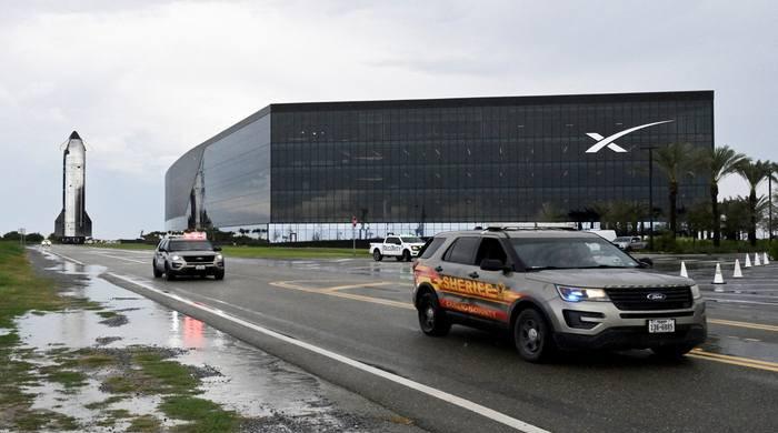 Elon Musk explains reason behind recent xAI exits