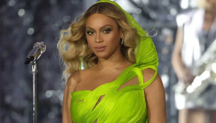 Beyonce stuns onlookers with iconic makeover as Jay-Z gets dragged into Epstein scandal