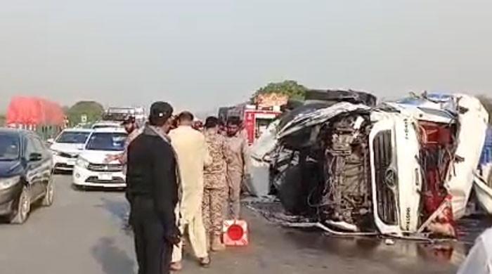 At least 13 killed as wrong-way bus triggers multi-vehicle crash on M9 near Karachi