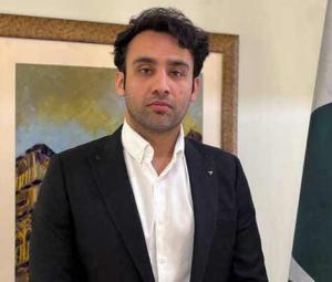 'I deployed an AI agent from Islamabad, it outperformed entire teams in four hours'