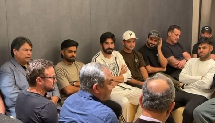 PCB Chairman Mohsin Naqvi meets Pakistan team in Colombo on February 15, 2026. — X@TheRealPCB