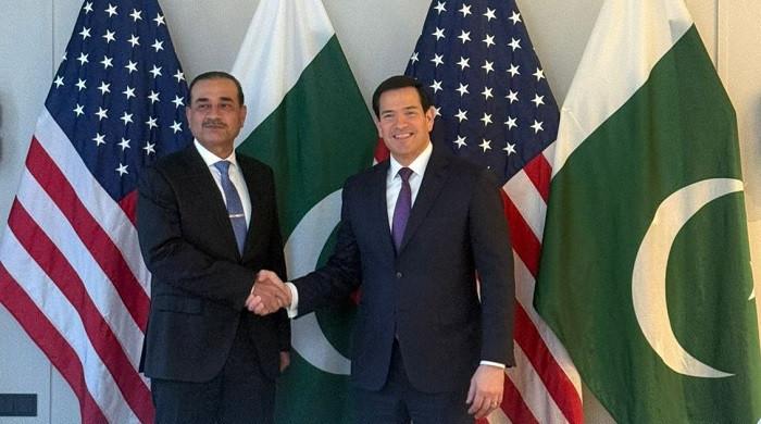 Field Marshal Munir discusses global, regional security with Marco Rubio in Germany