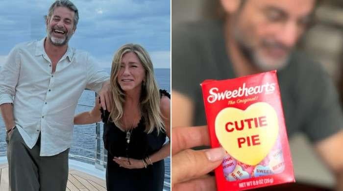 Jennifer Aniston, Jim Curtis mark first Valentine's Day with sweet posts