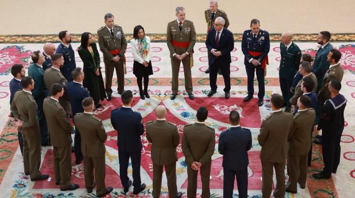 King Felipe welcomes Spain's high-performance military sports stars 