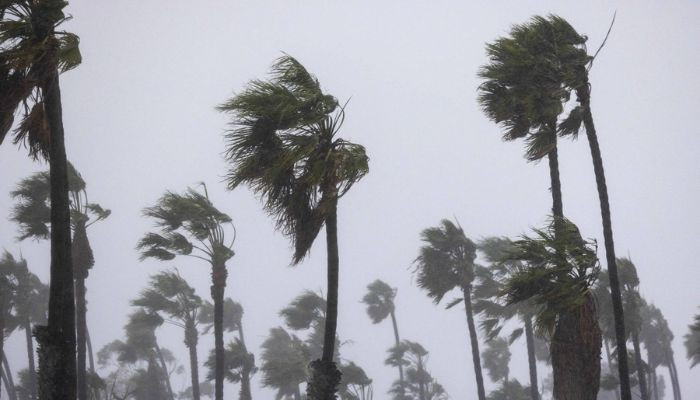 Powerful storm batters Southern California with 60 MPH wind gusts