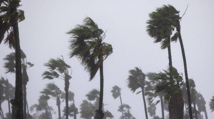 Powerful storm batters Southern California with 60 MPH wind gusts