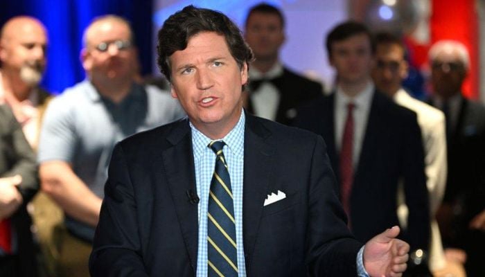Tucker Carlson dragged into interrogation room, passport seized in US-allied country